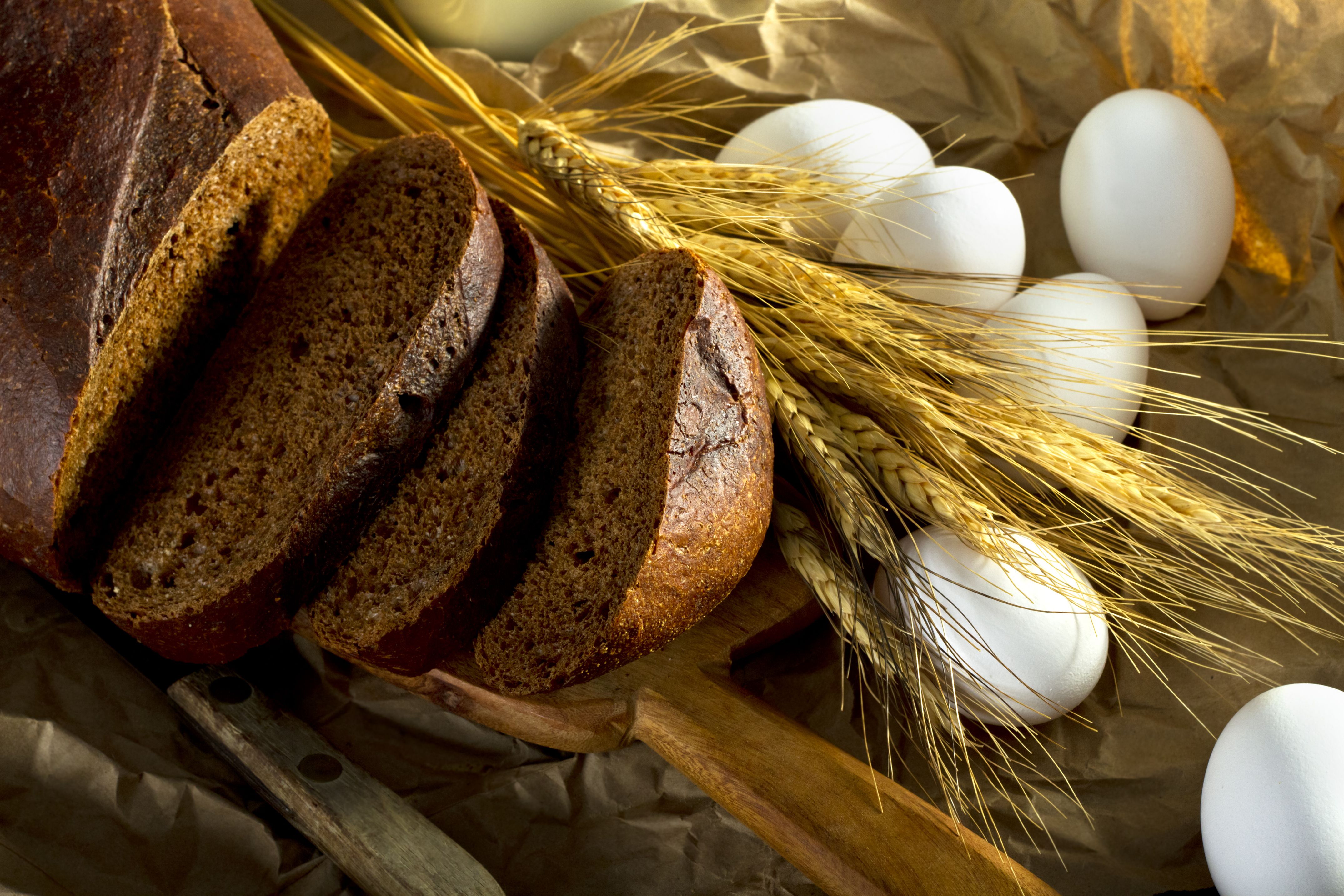 Bea's Dark Pumpernickel Bread