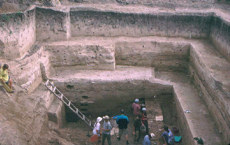 Excavations at Kostenki 14 in 2003