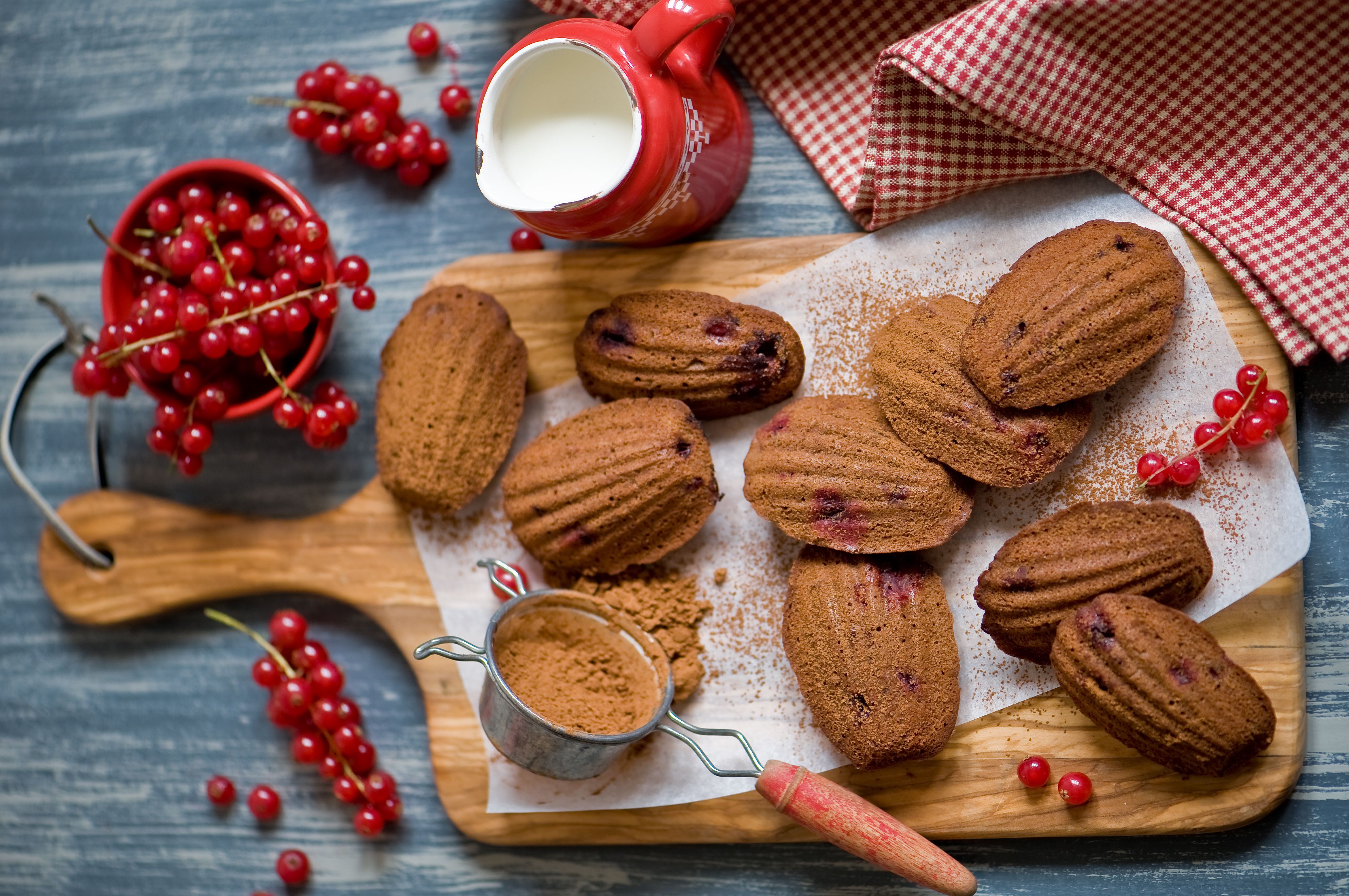 5 Classic French Christmas Cookie Recipes