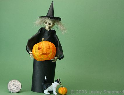 10 Halloween Miniatures, Decorations and Projects