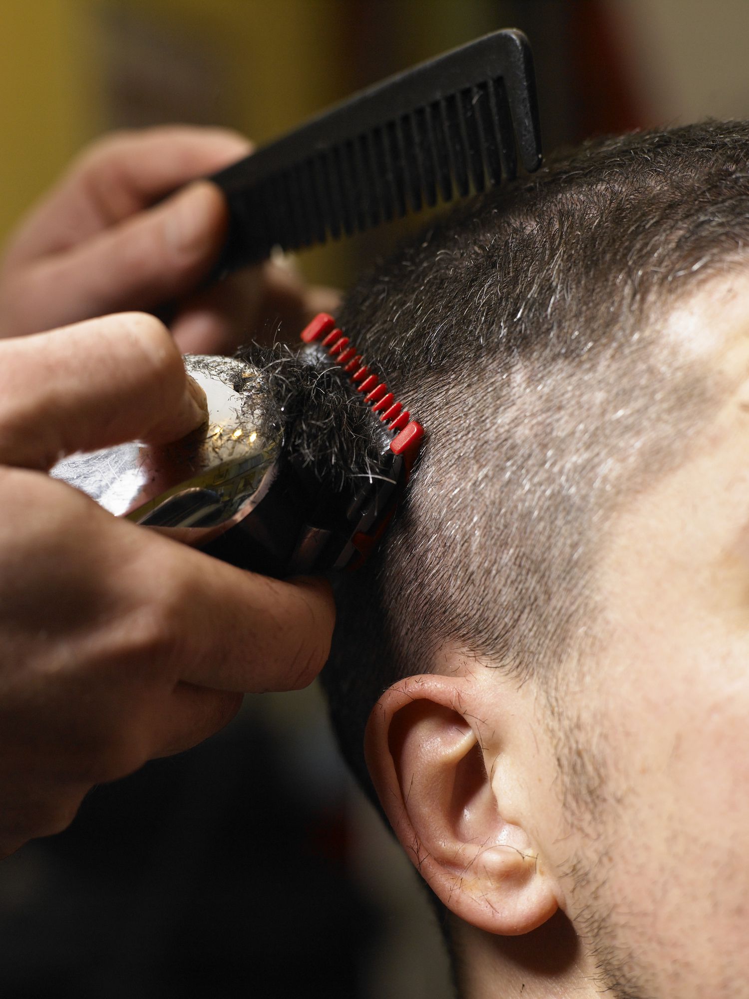 defining-the-fade-in-men-s-haircut-styles