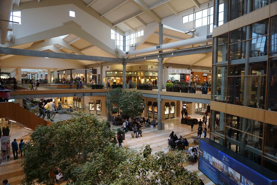 The Best Way to Go Christmas Shopping in Bellevue (including for Black