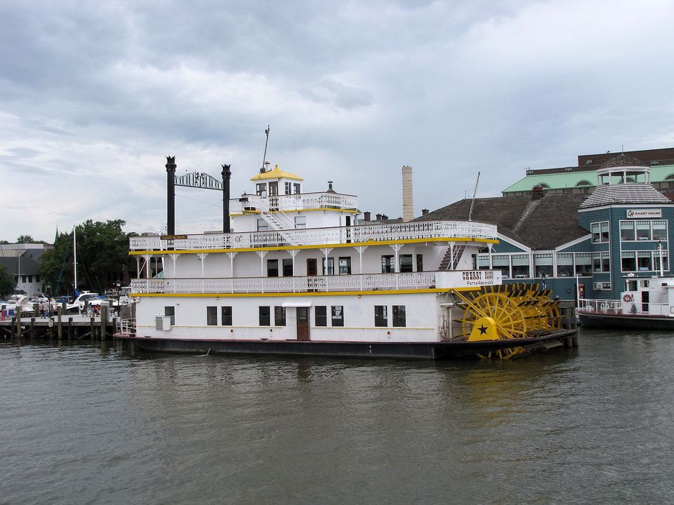 Washington DC Cruises (A Complete Guide to Boat Tours)