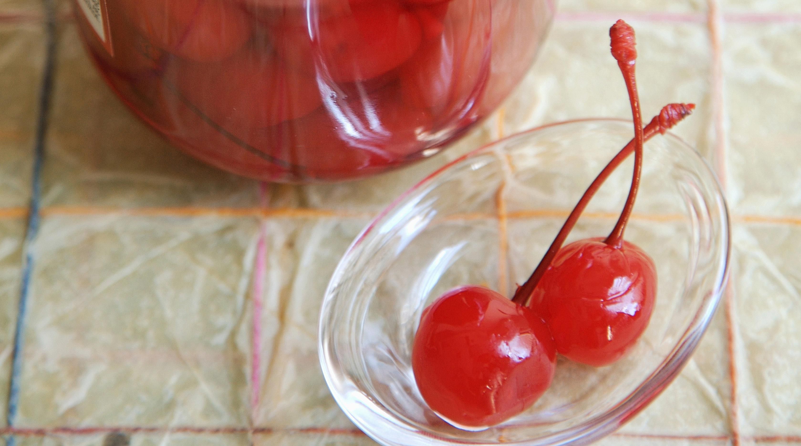 Вишня в своем соку. Вишня Maraschino. Варенье из вишни. Вишня в собственном соку. Запеченная вишня.