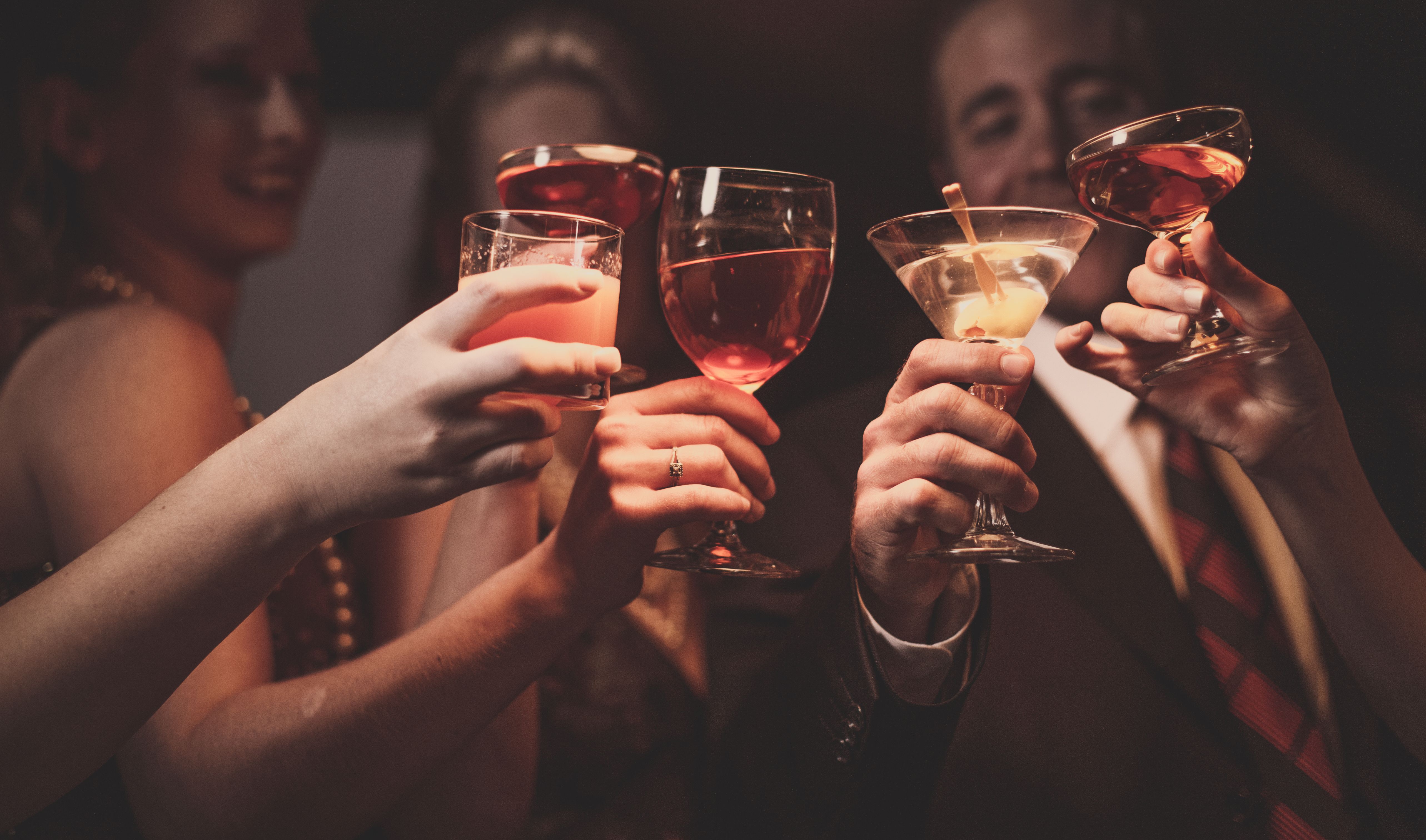 tips-for-employers-about-alcohol-at-company-events