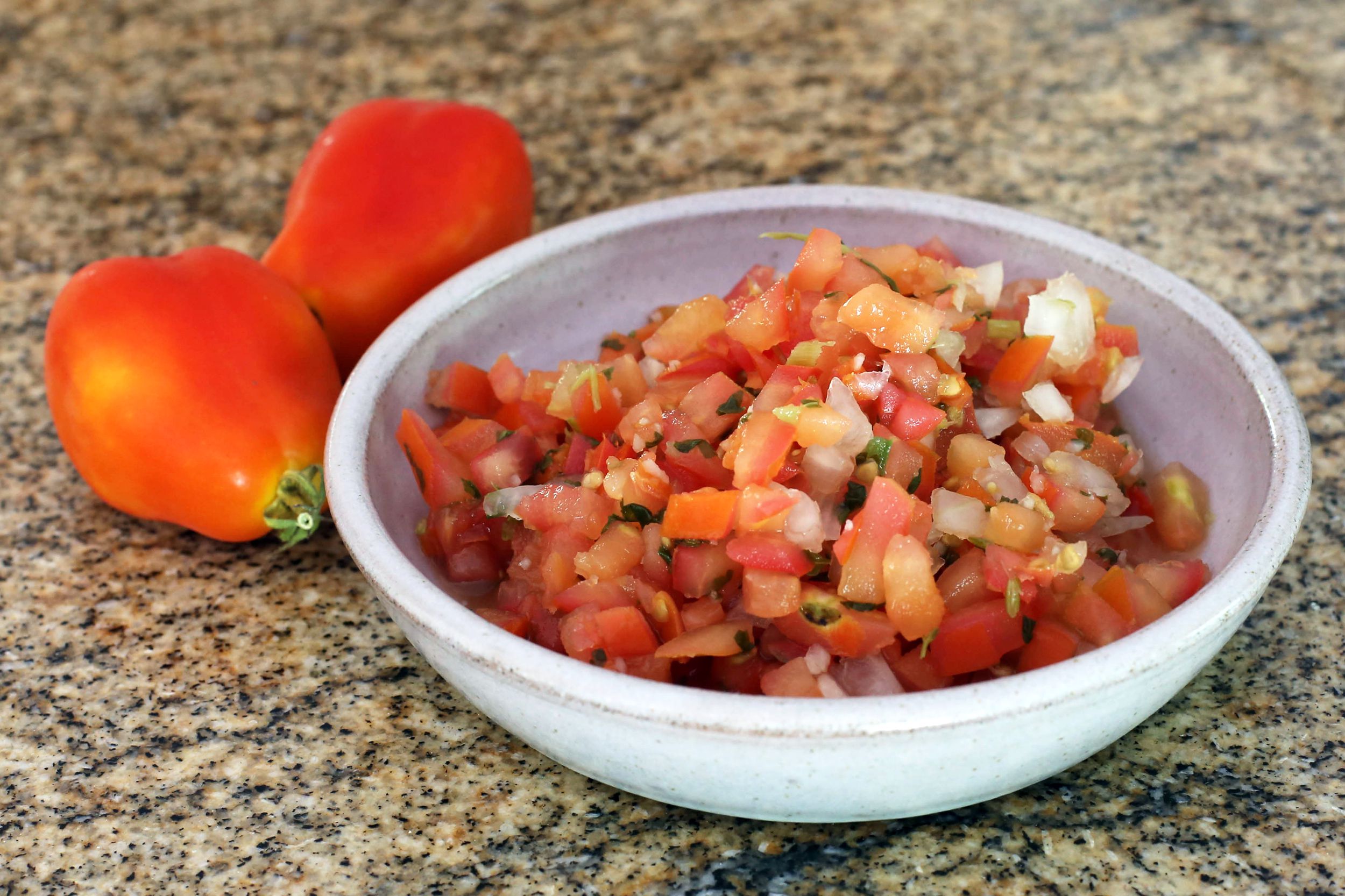 easy-fresh-salsa-cruda-recipe