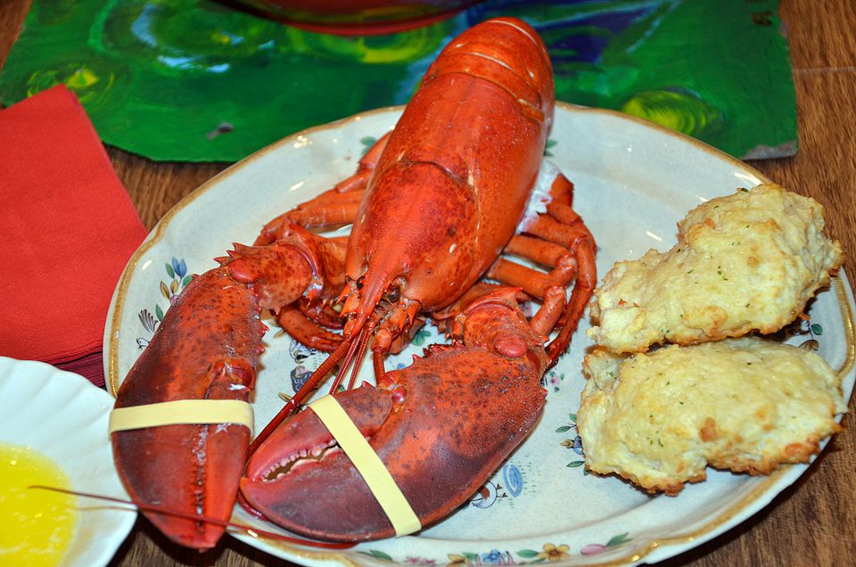 How to Eat Lobster Like a New Englander