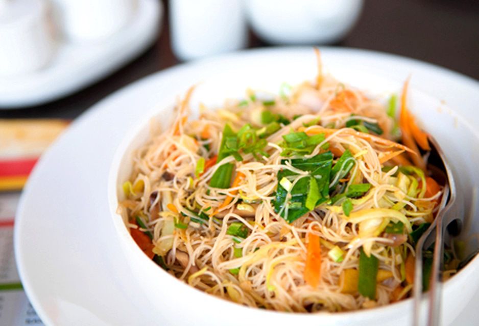 Easy Gluten-Free/Vegan Thai Fried Rice Noodles