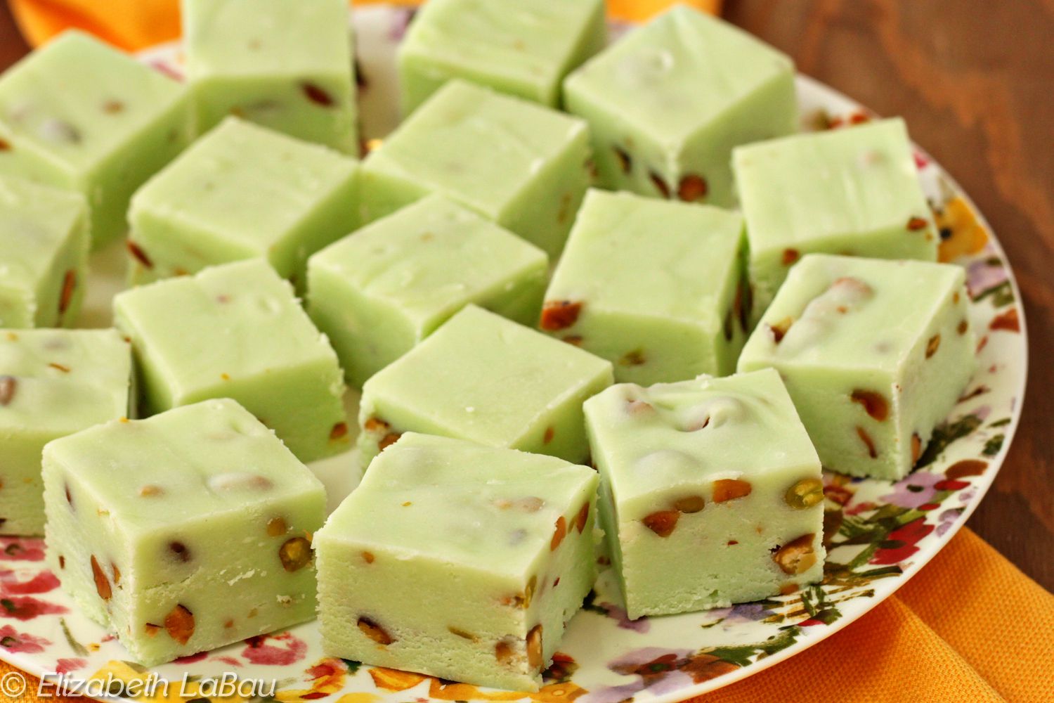 Crunchy Pistachio Nut Fudge Recipe