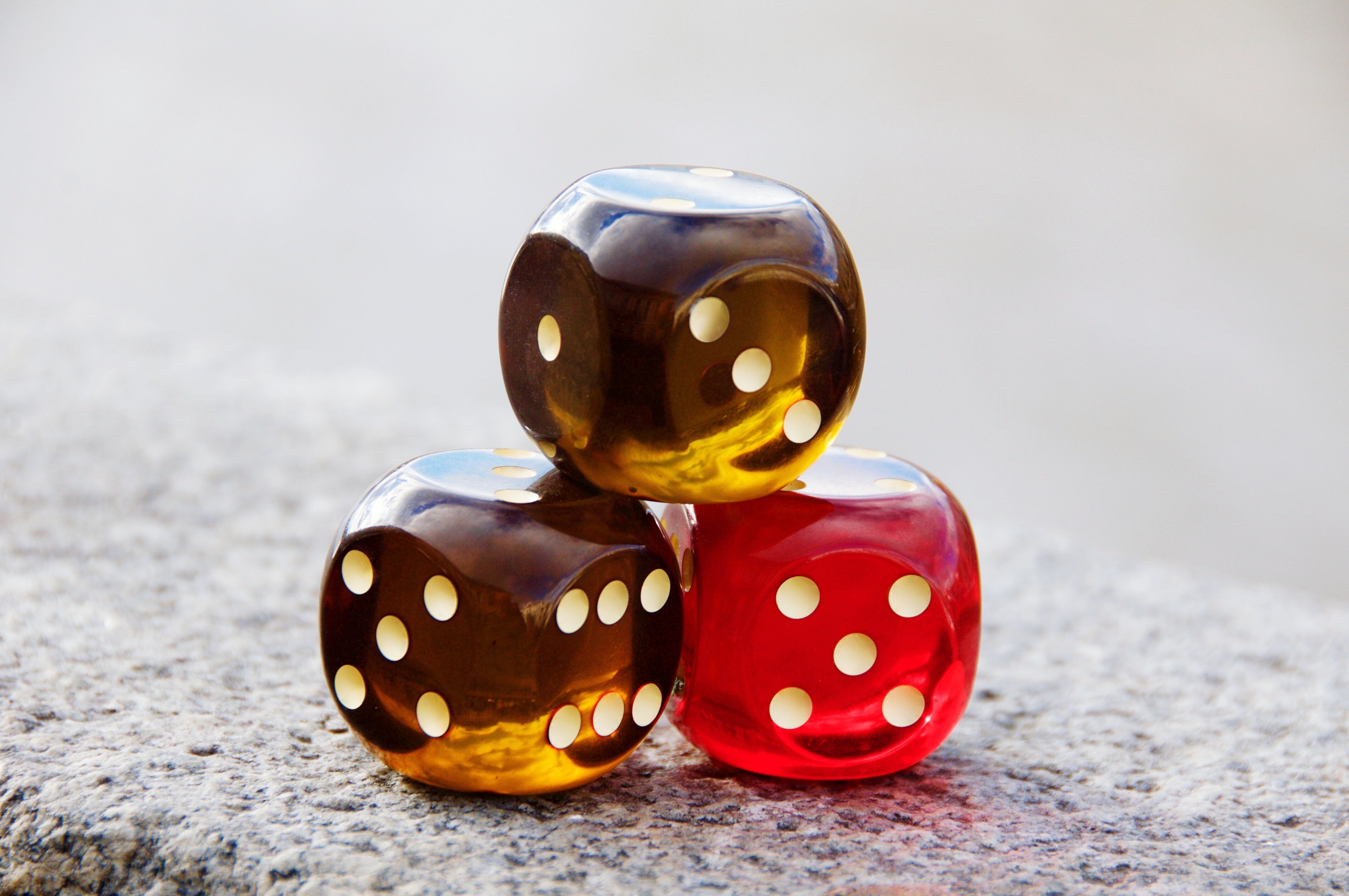 probabilities-for-rolling-three-dice