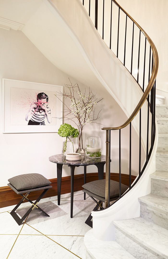 15 Entryway Decorating Ideas That Make A Stunning First