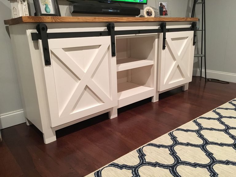 9 Free TV Stand Plans You Can DIY Right Now