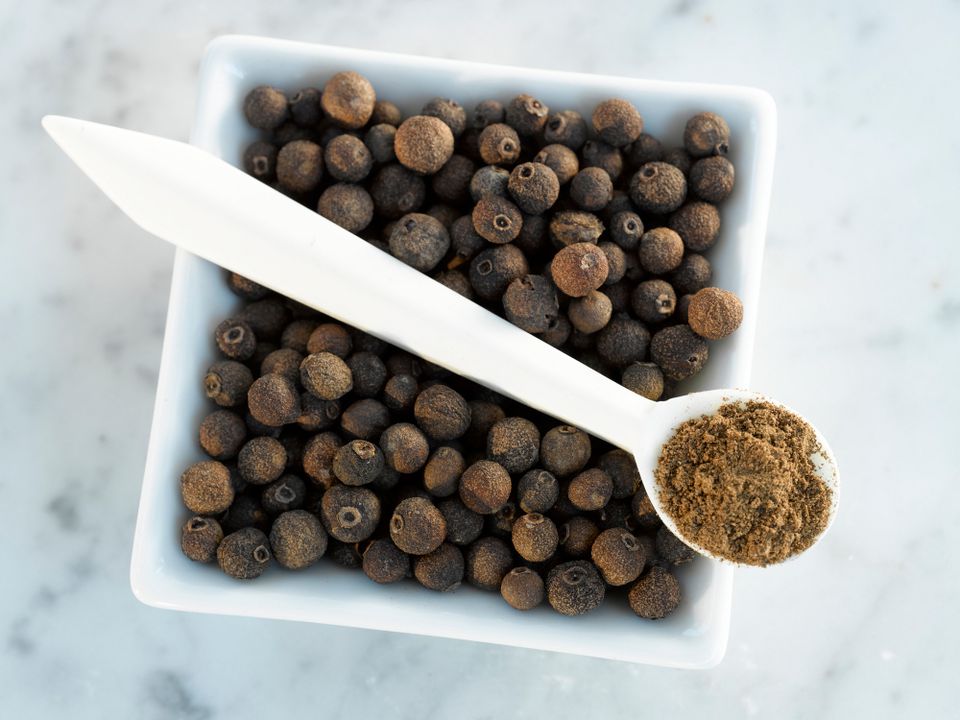 how do you use allspice in cooking