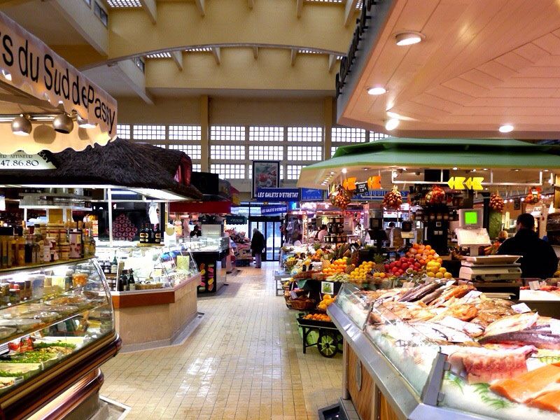 Food Markets in the 16th Arrondissement of Paris