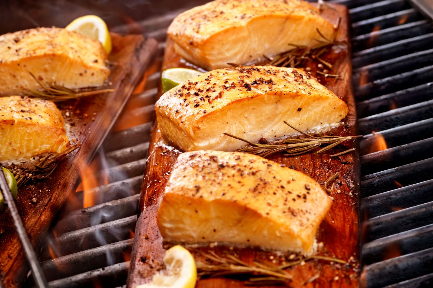 how to smoke salmon on the grill