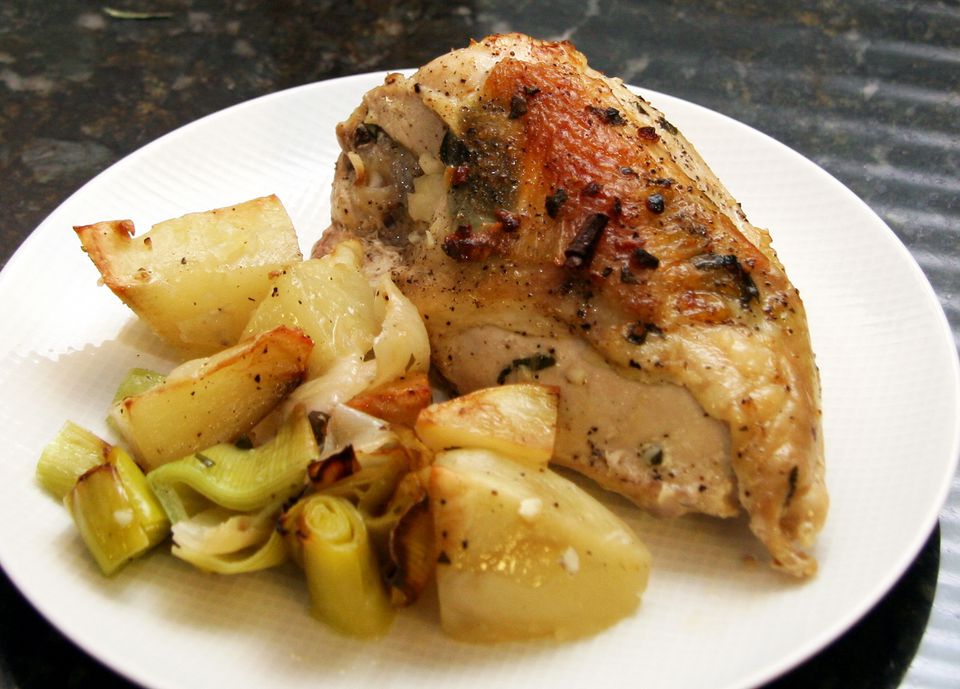 easy-roasted-chicken-breasts-with-potatoes-and-leeks