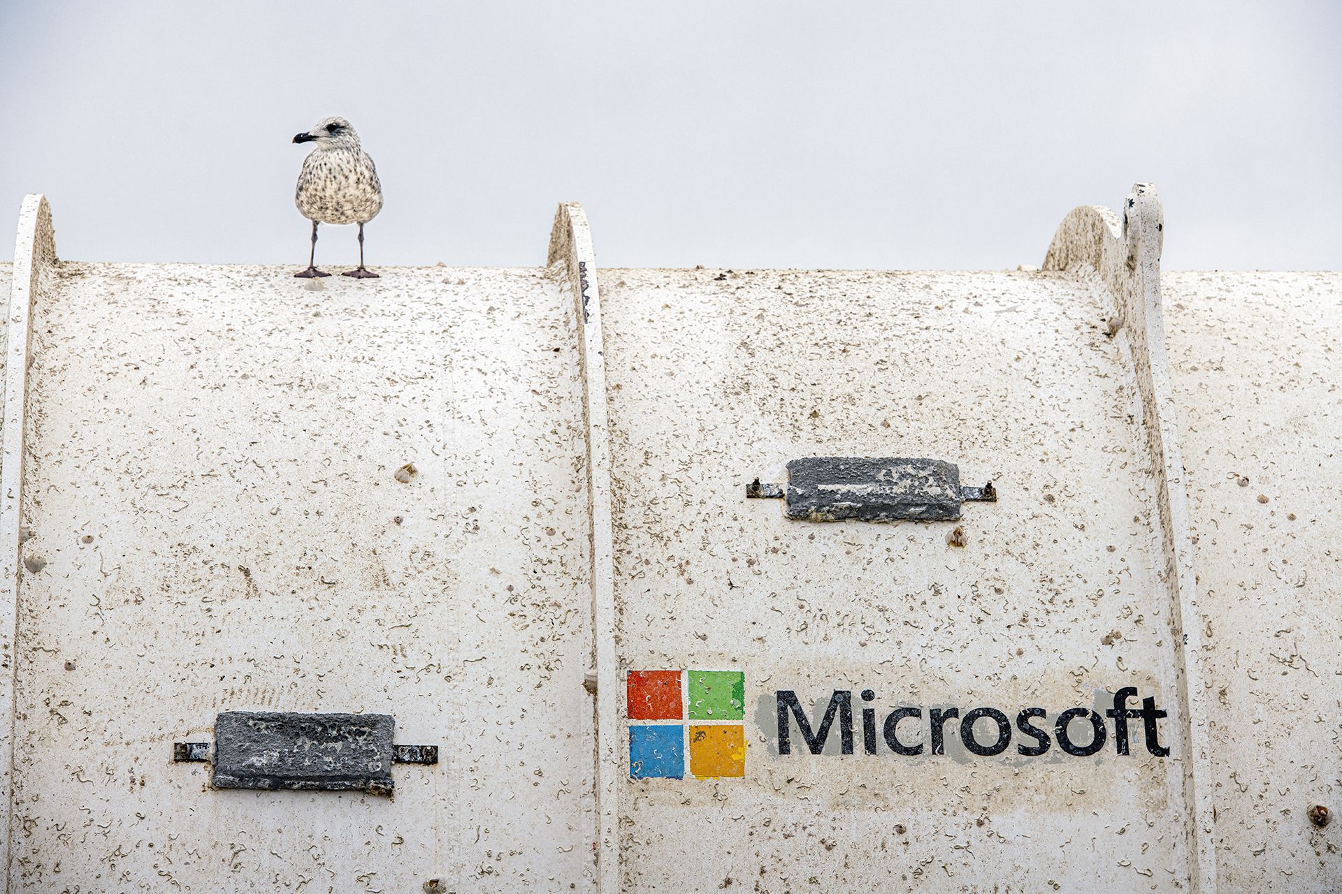 Microsoft Sinks a Datacenter Off Scotland