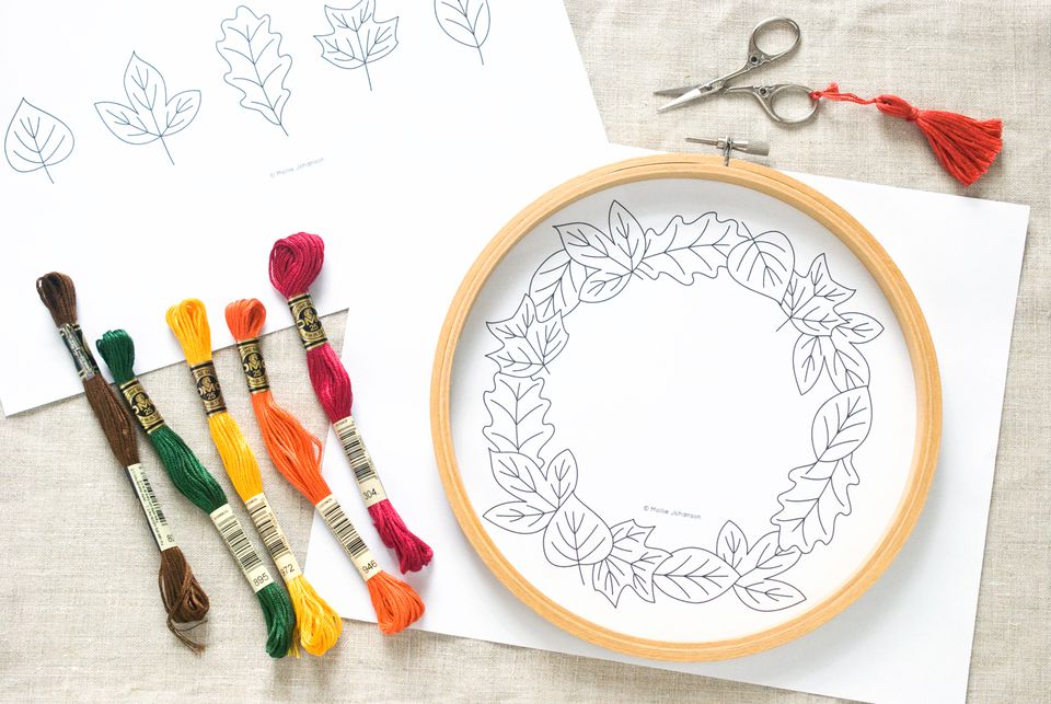 Download Autumn Leaves Wreath Embroidery Pattern